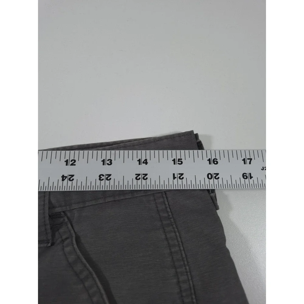 VTG Levis SilverTab Cargo Shorts Youth XL Gray Nylon 12
